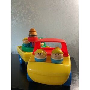 Little Tikes Yellow & Red Plastic Tow Truck With 5 Figurines